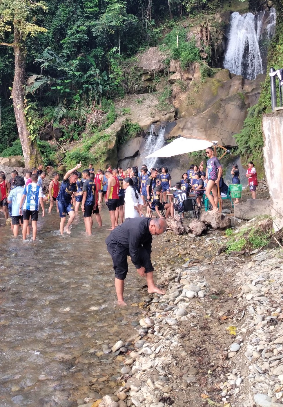 Foto Air Terjun Taman Eden 100